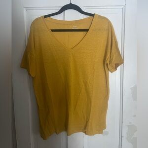 Old Navy Mustard Short Sleeve V-Neck Tee